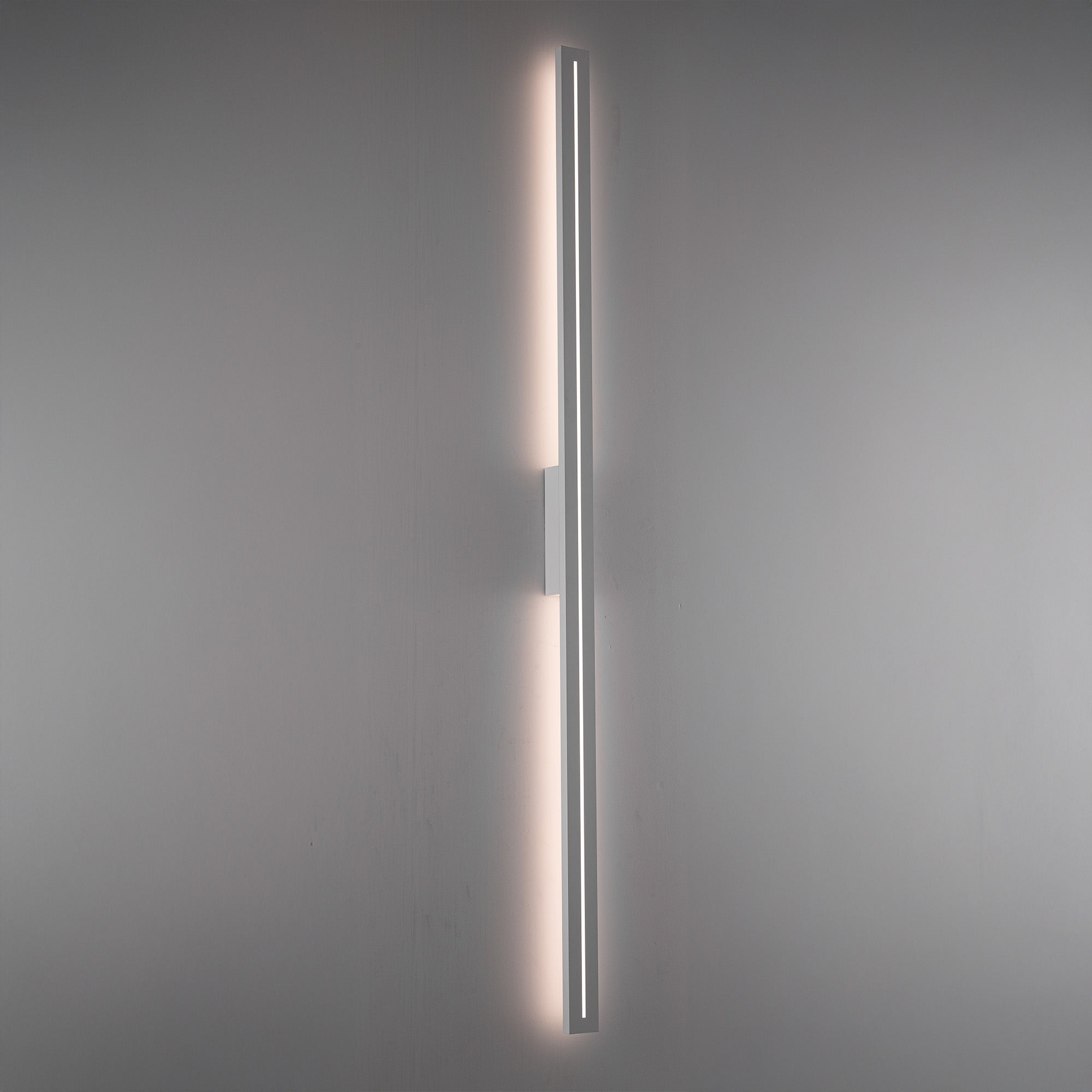 Edgar White 34W CCT IP54 1510mm External Wall Light