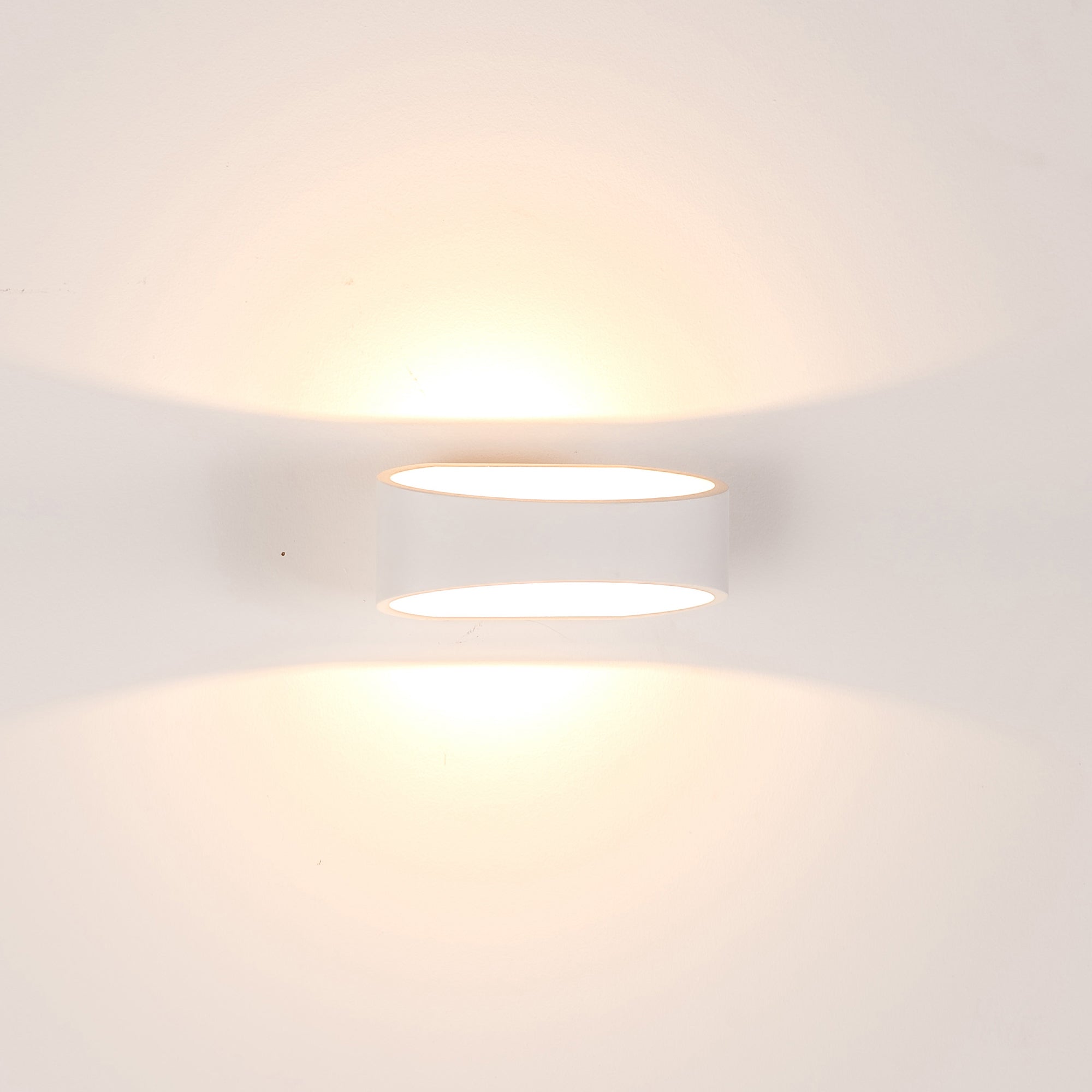 HV3661T-WHT - Luxe White TRI Colour Up & Down LED Wall Light