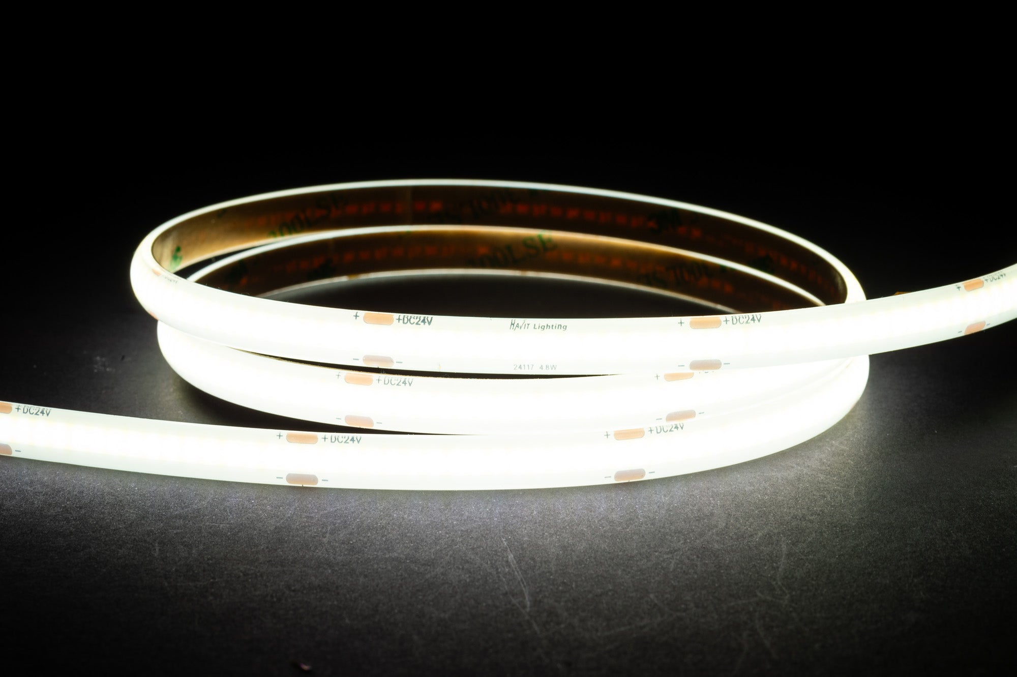 HV9760-IP54-320-5K - 4.8w IP54 24v DC 5500K COB Dotless LED Strip