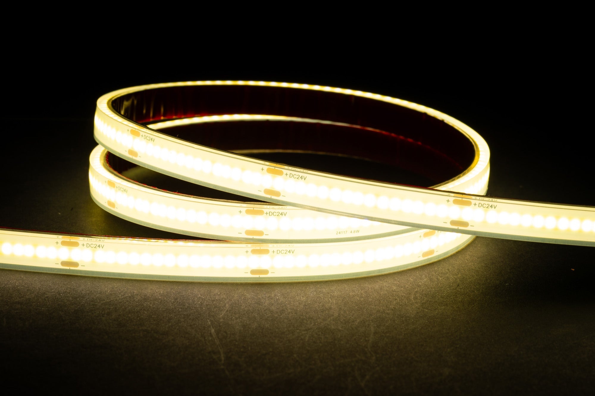 HV9760-IP67-320-4K - 4.8w IP67 24v DC 4000K COB Dotless LED Strip