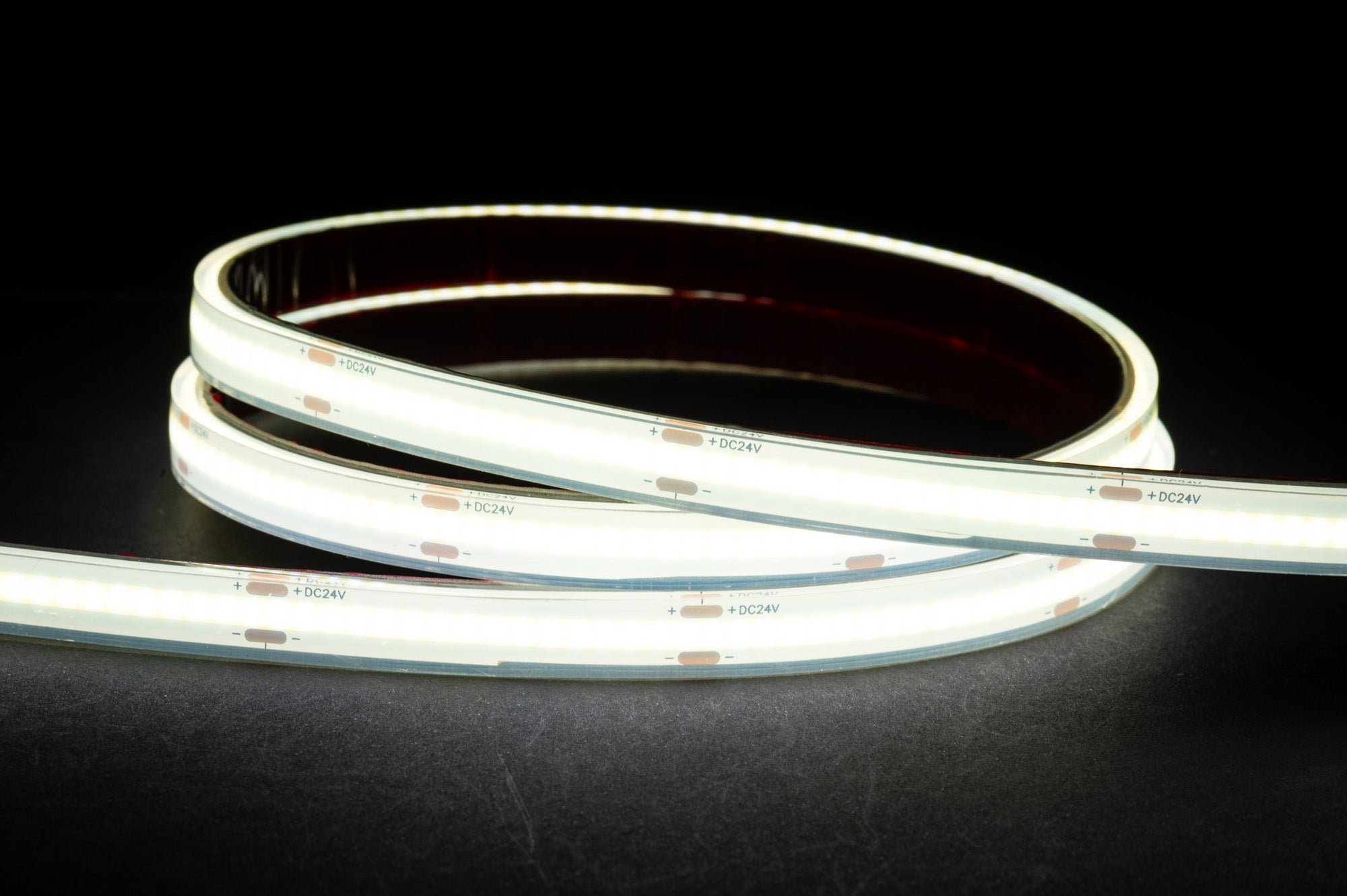 HV9760-IP67-320-5K - 4.8w IP67 24v DC 5500K COB Dotless LED Strip
