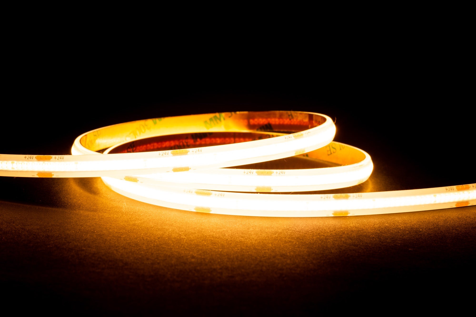 HV9762-IP54-320-3K - 10w IP54 24v DC 3000K CSP Dotless LED Strip