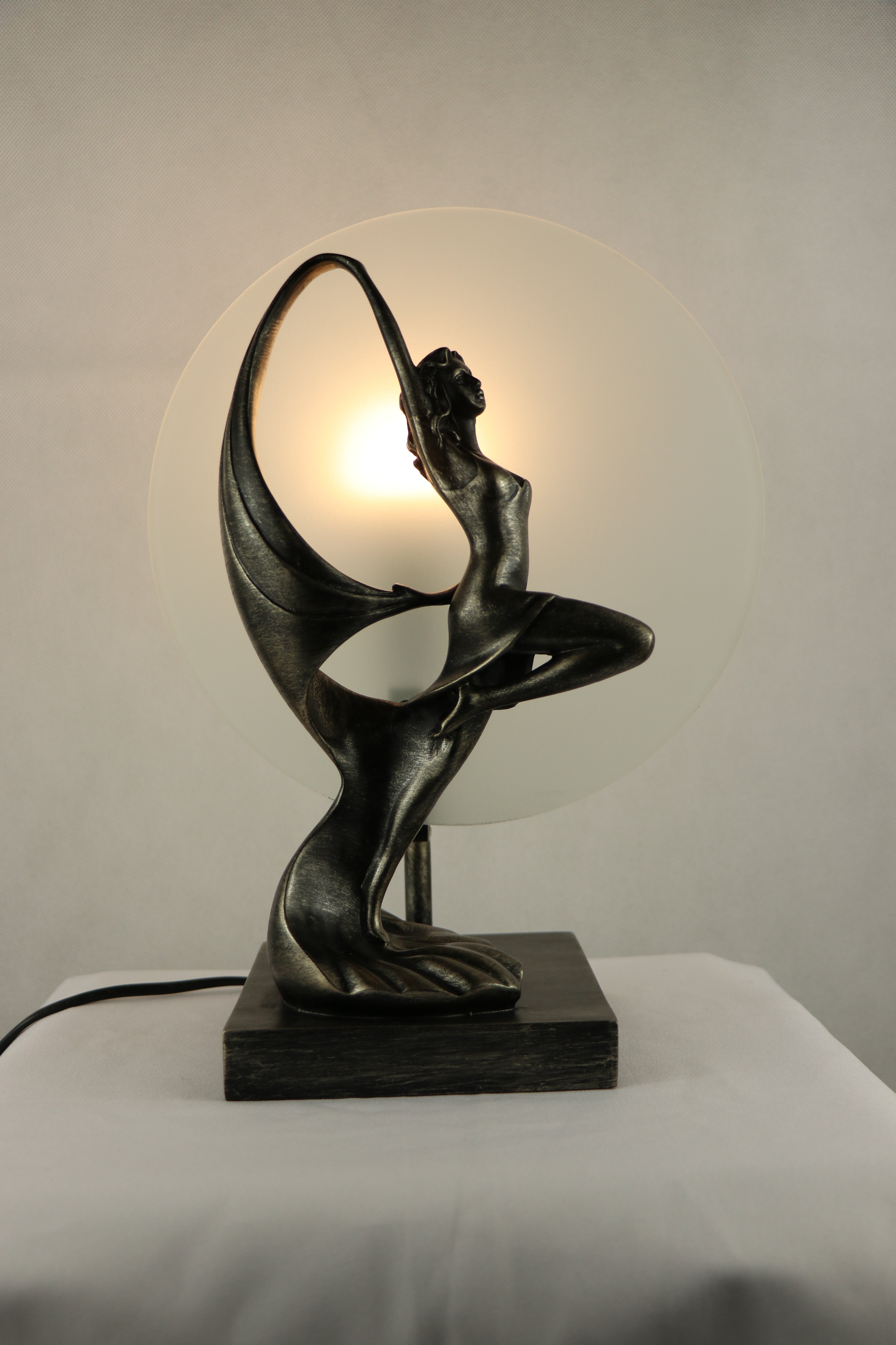 Frosted Round Glass Panel Art Deco Lamp - Contemporary Dancing Lady