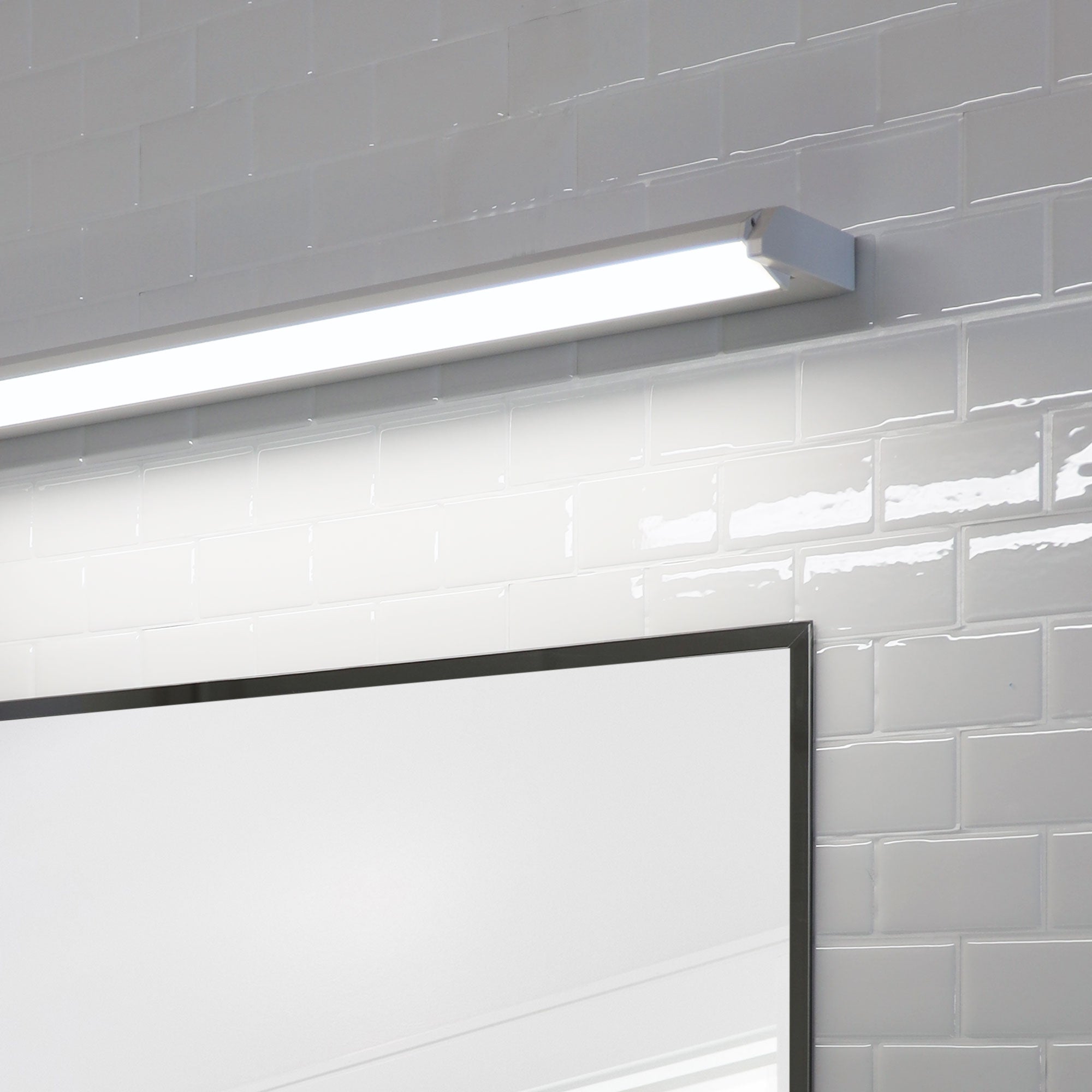 Mode.120 White 16.5W CCT 1230mm Adjustable LED Vanity Light