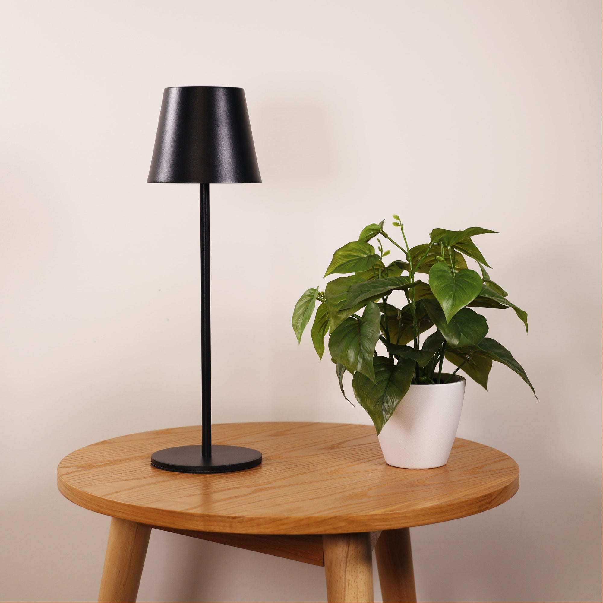 Mindy Black 3W 3000K Rechargeable Table Lamp