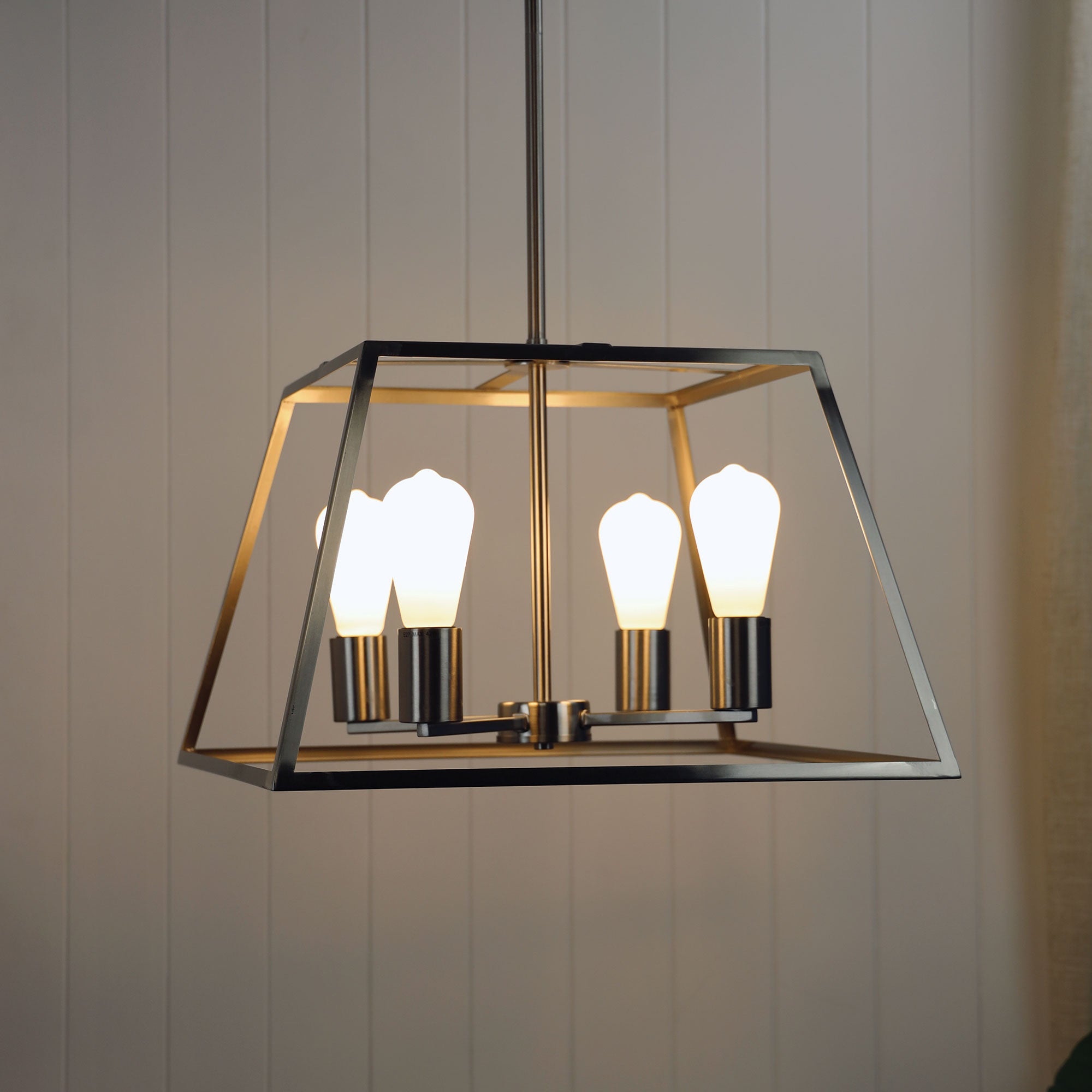 Southport.48 Brushed Chrome 4 Light E27 Urban Retro Pendant