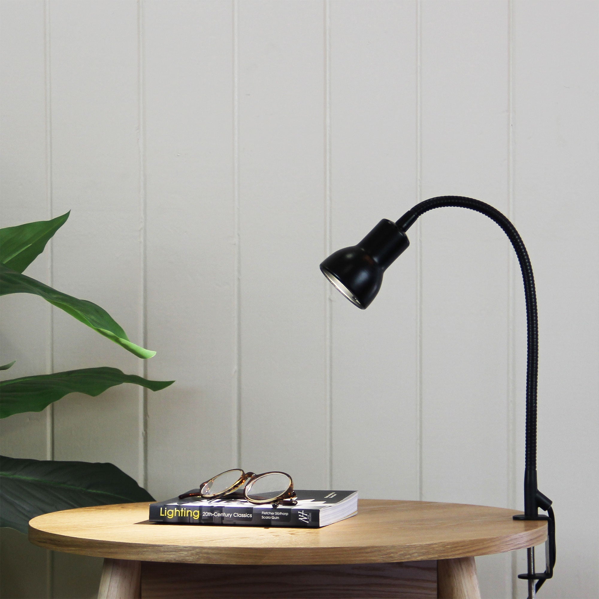 Scope Black GU10 Adjustable Gooseneck Clamp Lamp