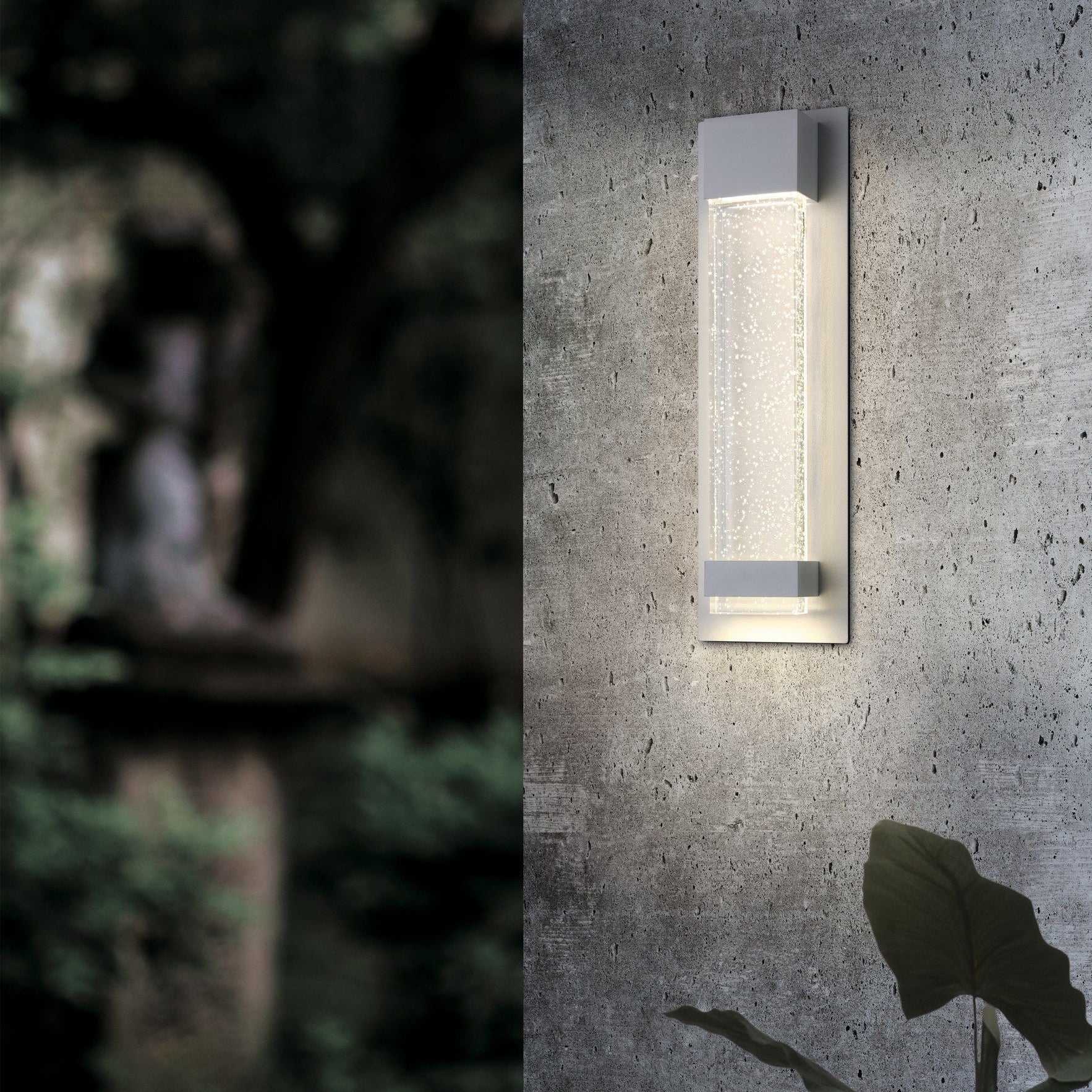 Linear Outdoor Wall Lights