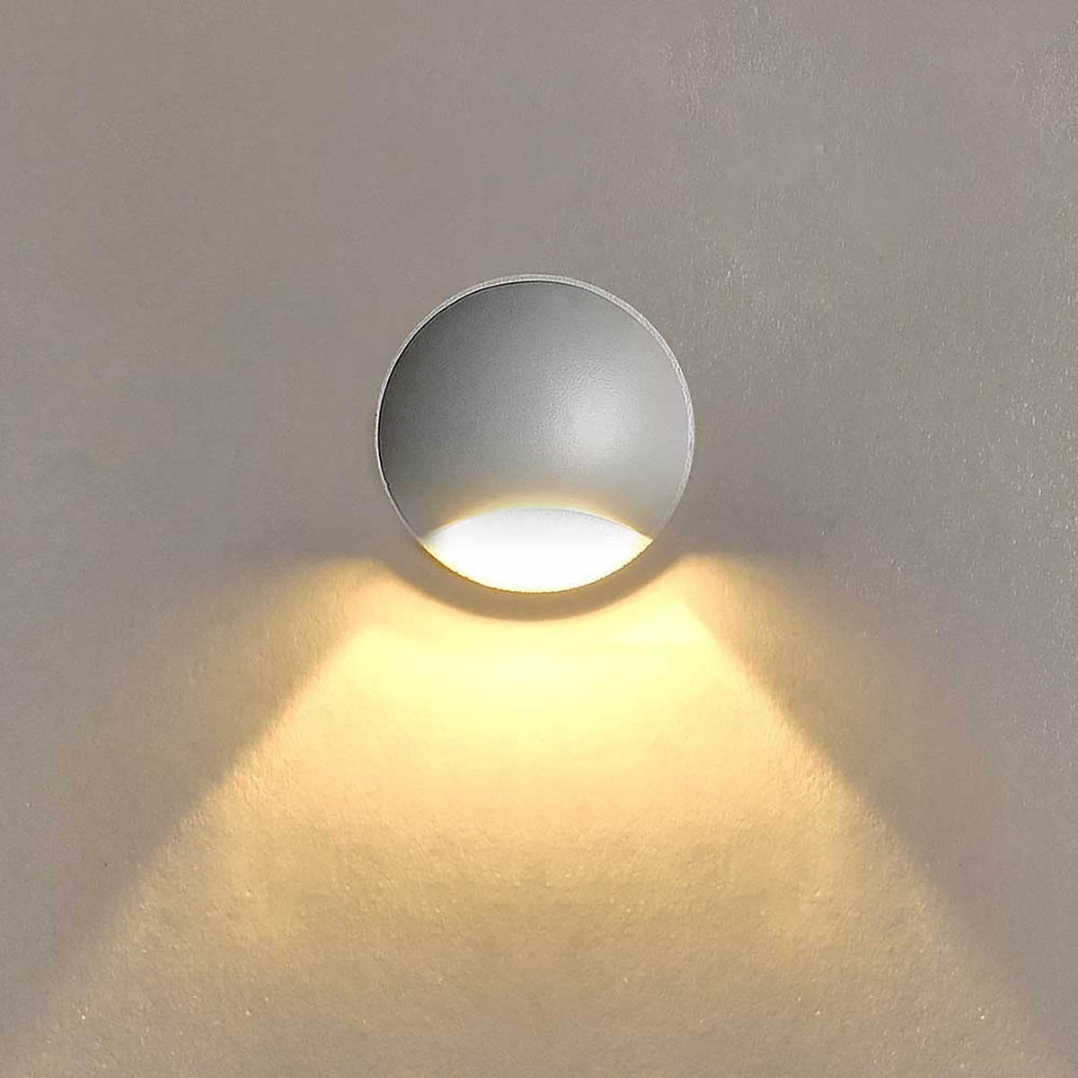Kroll 1 White 3W 240V 3000K IP65 Round 1-Way Step Light