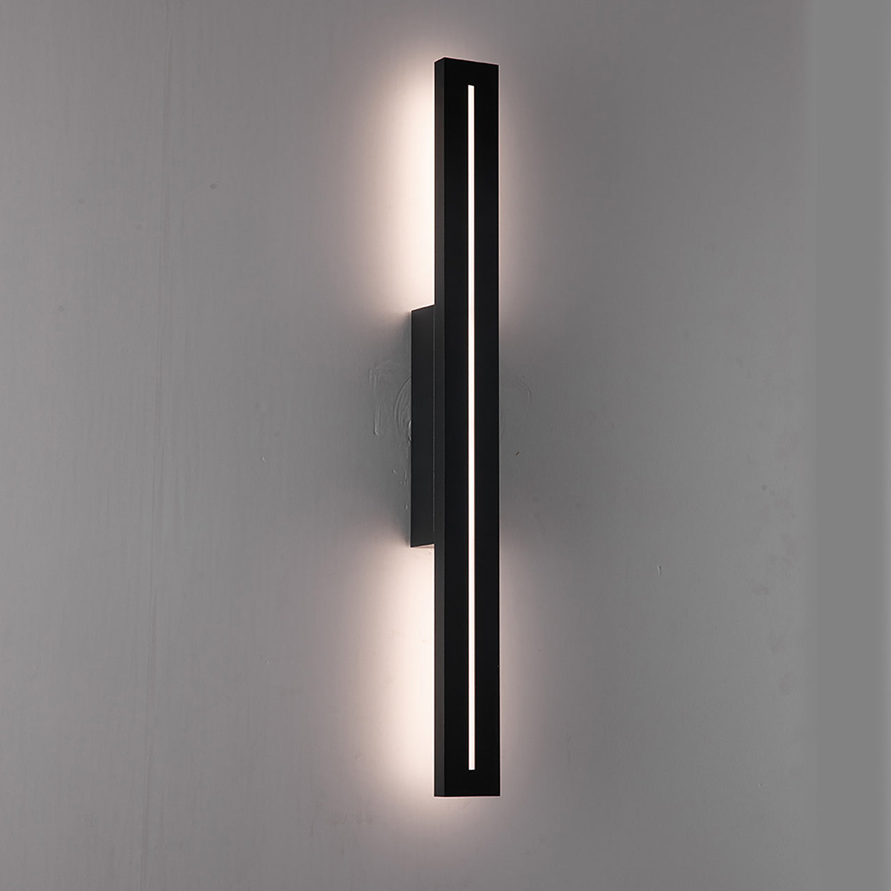 Edgar Black 12W CCT IP54 610mm External Wall Light