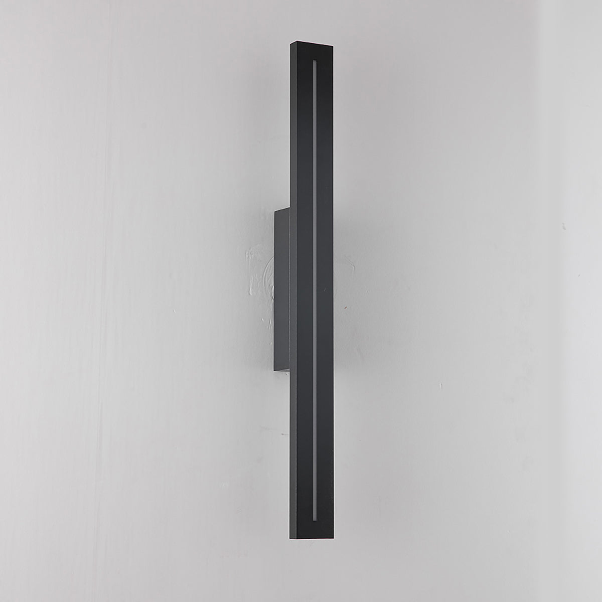 Vencha Edgar Black 12W CCT IP54 610mm External Wall Light | Lighting Empire