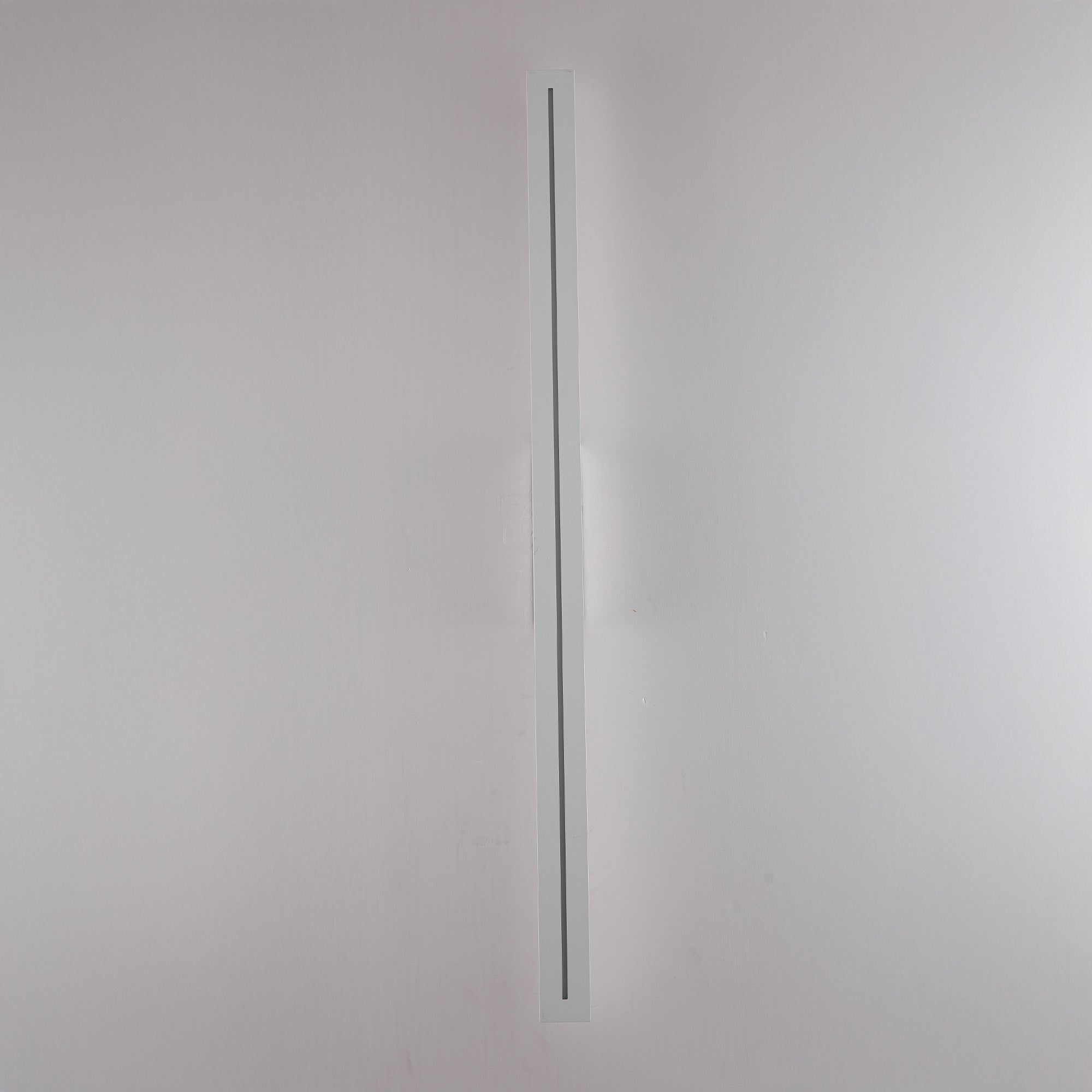 Edgar White 26W CCT IP54 1000mm External Wall Light