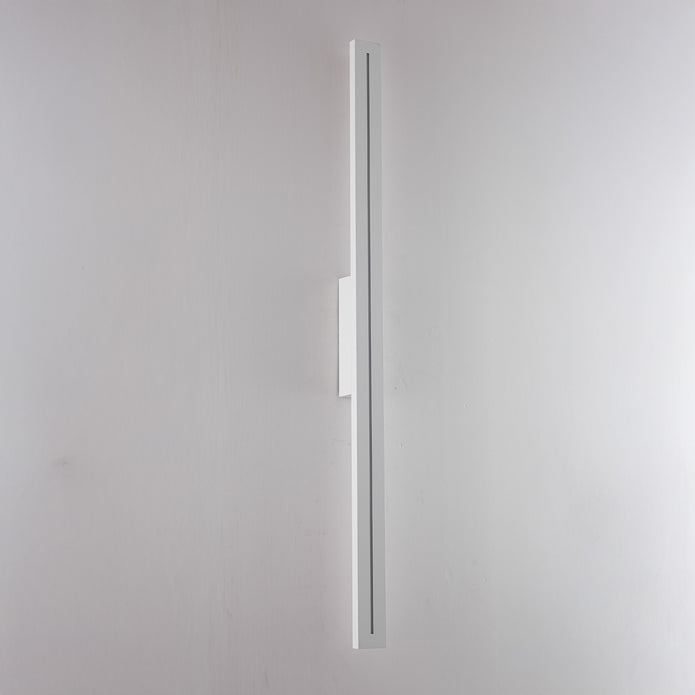 Edgar White 26W CCT IP54 1000mm External Wall Light