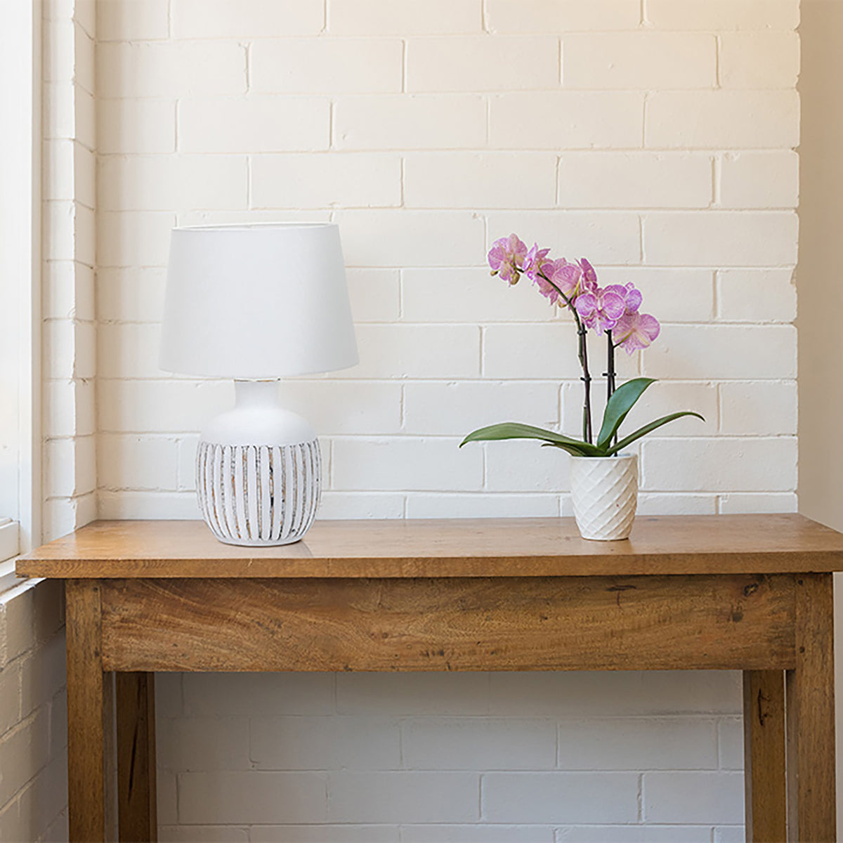 Ash White Table Lamp