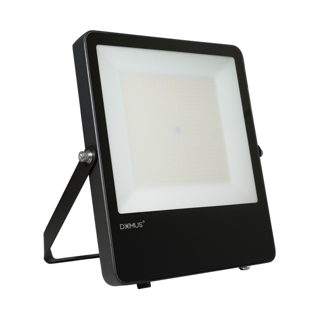 blaze pro 100 150 200w led box floodlight f p blk blaze pro 200