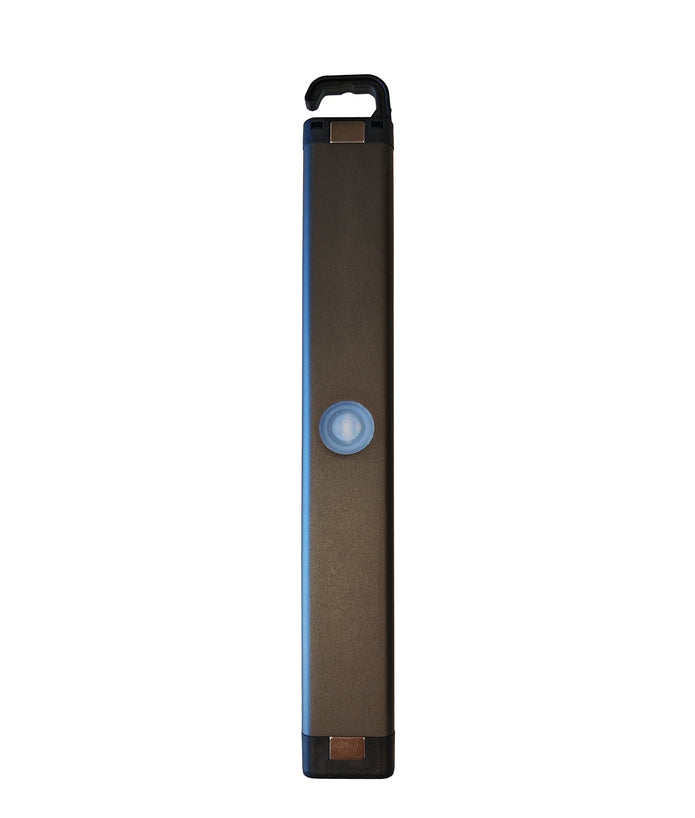 FLAT LIGHT: Rechargeable Worklight with Strong Magnetic Back