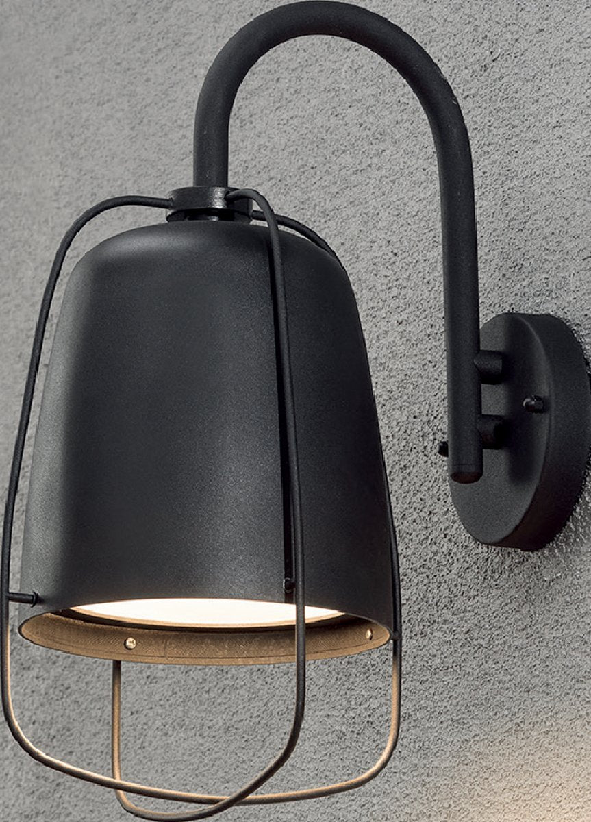 Hink Exterior Surface Mounted ES Wall Lamp in Matt Black