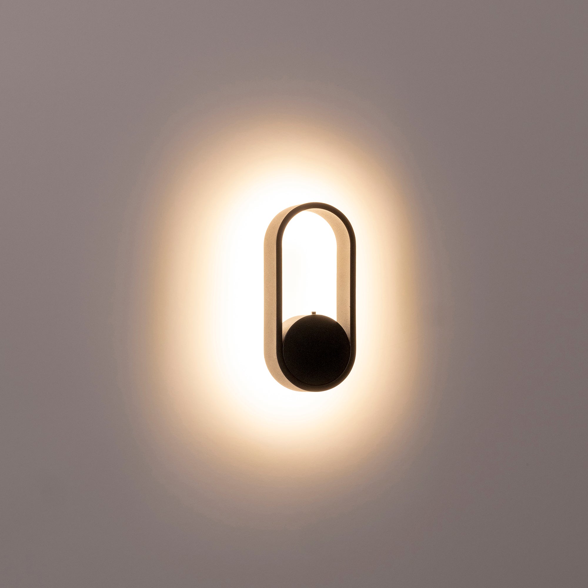 HV8080T-BLK - Ovale Black Wall Light