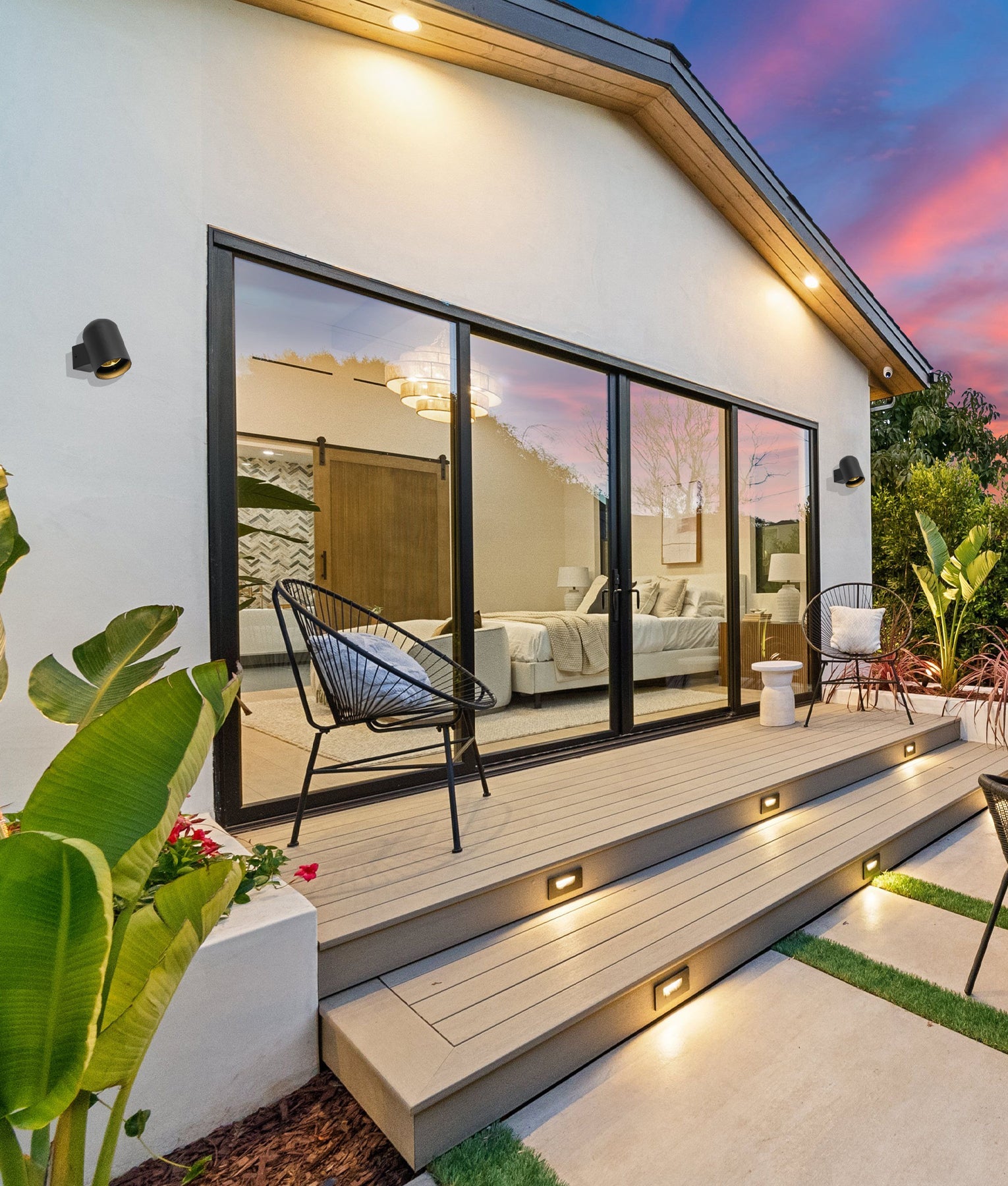 KEILA: Exterior Oval Surface Mounted Wall Lights IP65