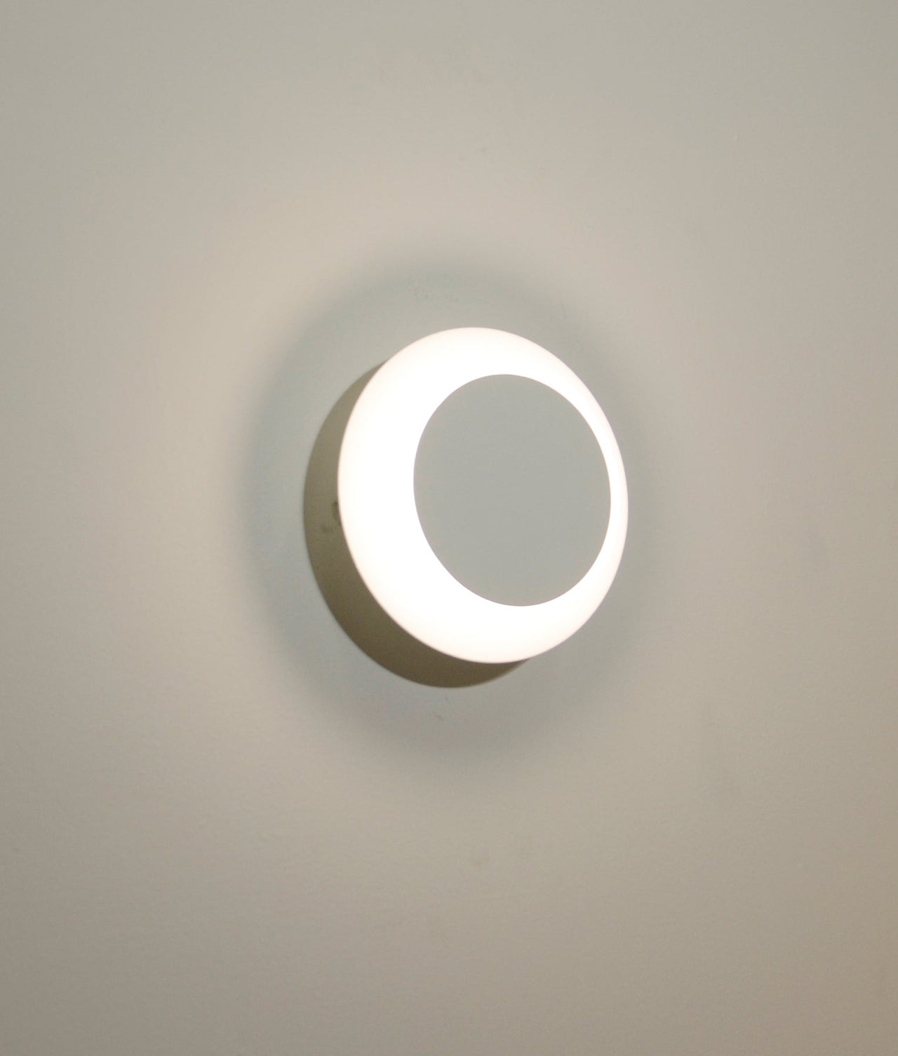 LIMA: City Series LED Tri-CCT Interior Rotatable Dimmable Wall Lights