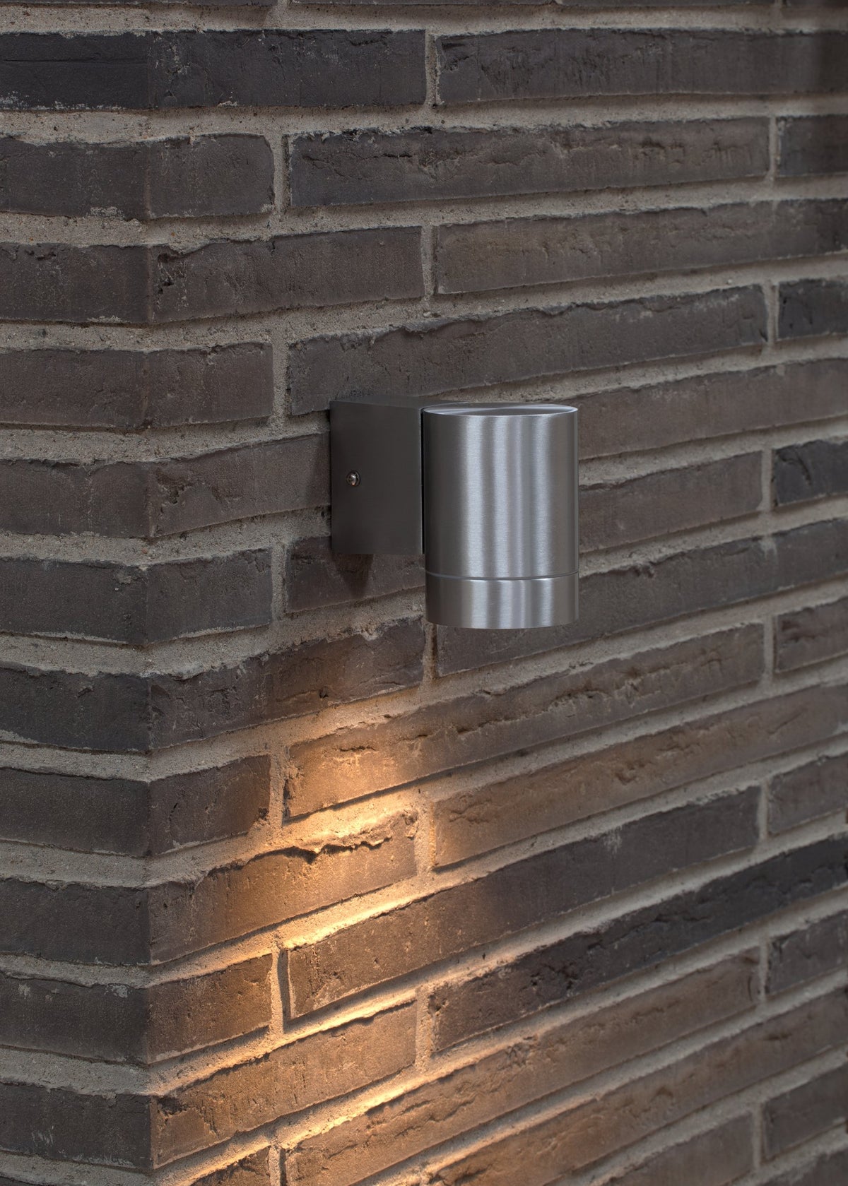 Tin Maxi Modern Wall Light
