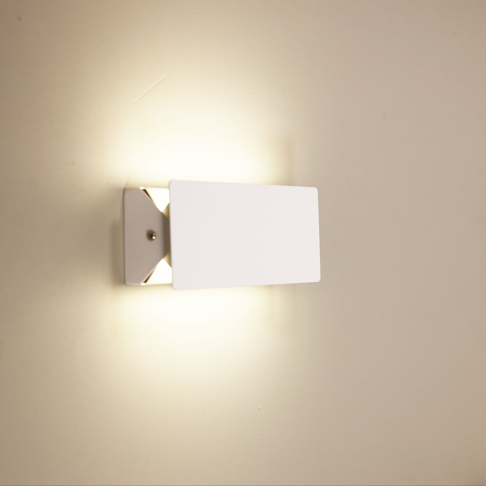 Nimmo White 8W CCT Adjustable LED Wall Light