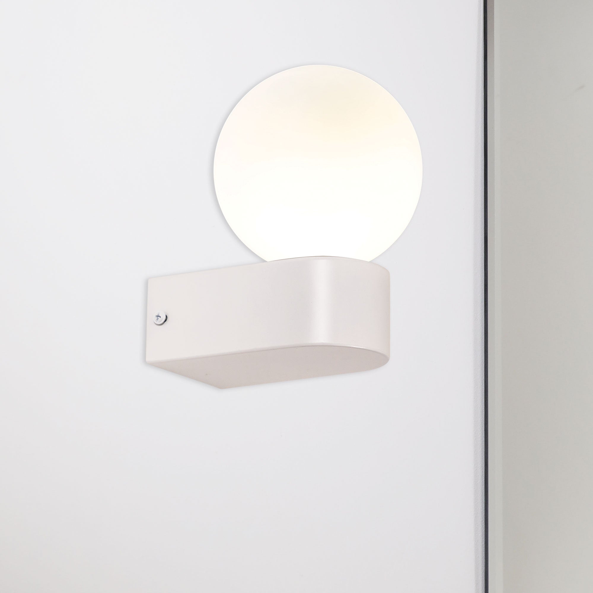 Minne White & Opal Glass G9 Wall Light