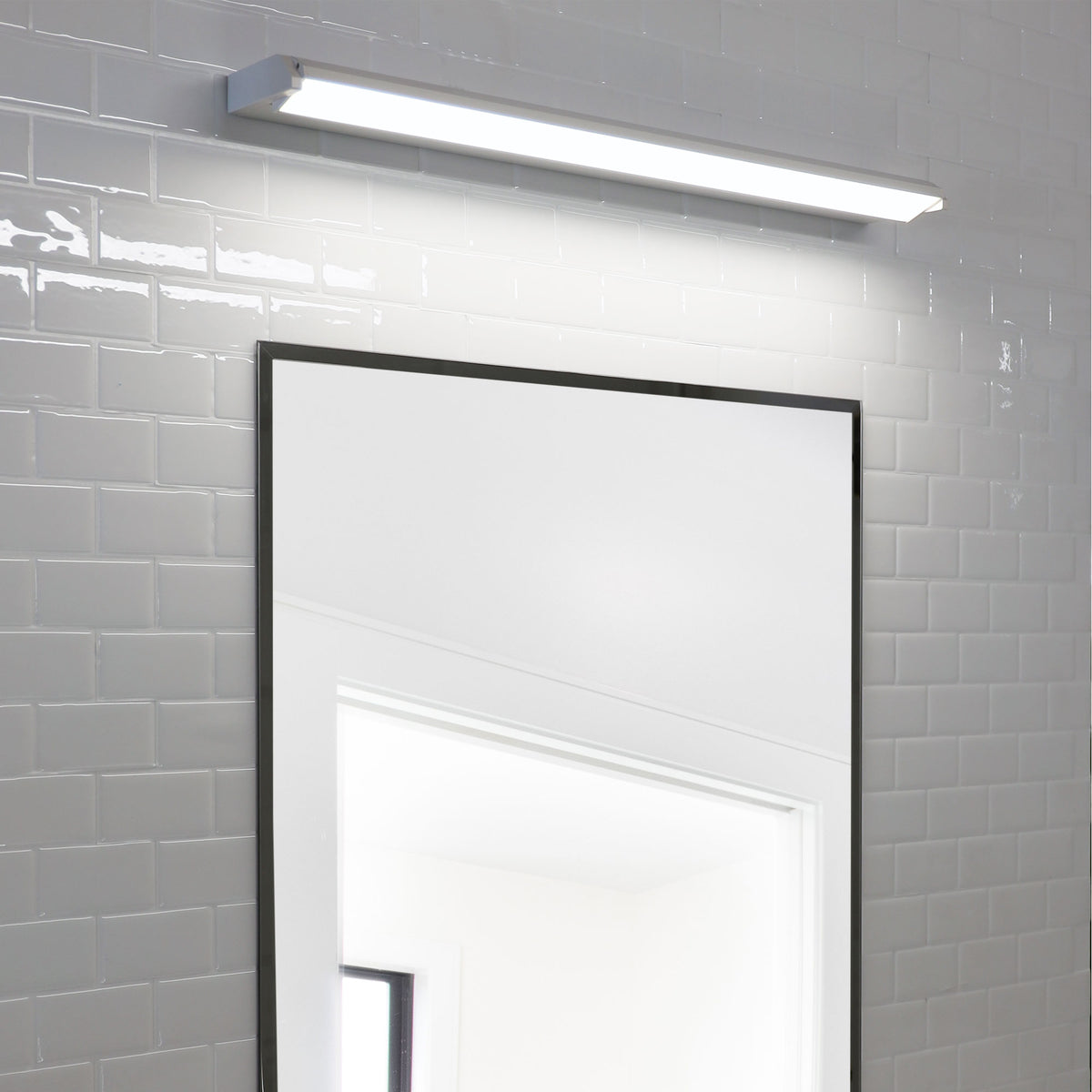 Mode 60 White 10W CCT 630mm Adjustable LED Vanity Light