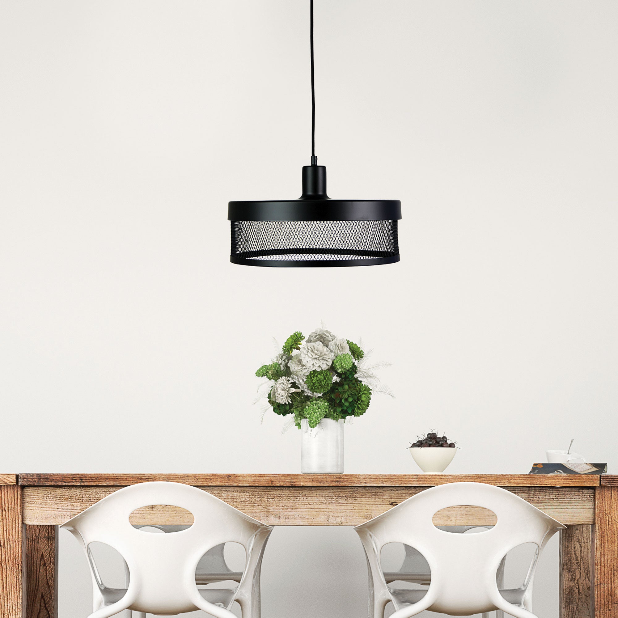 Chester.36 Black Industrial Mesh Retro Pendant