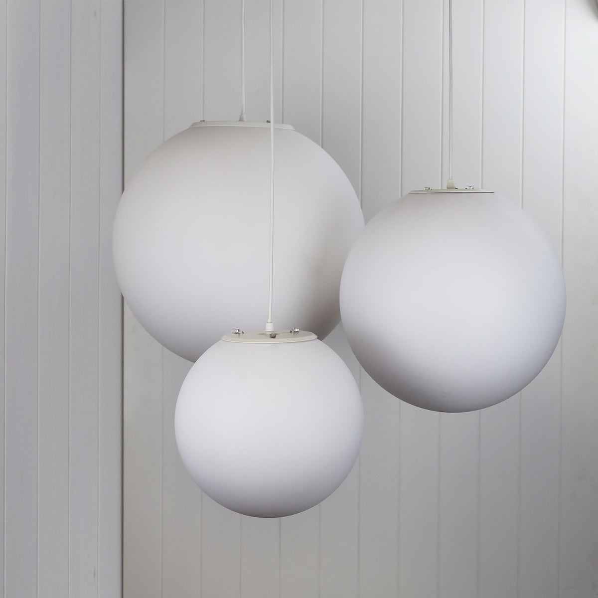 Phase 50 White Acrylic Sphere Pendant