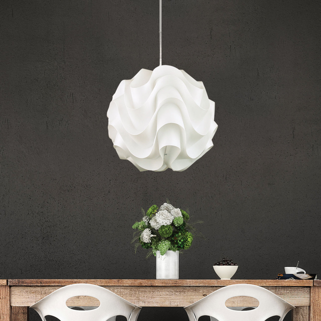 Chic.43 White Acrylic Retro Pendant