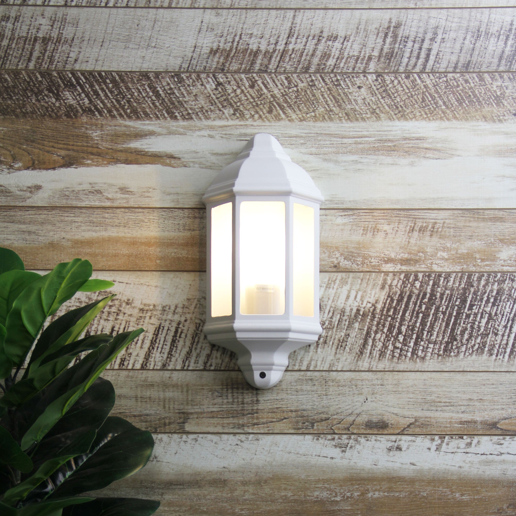 Fenchurch White E27 IP44 Traditional Outdoor Wall light