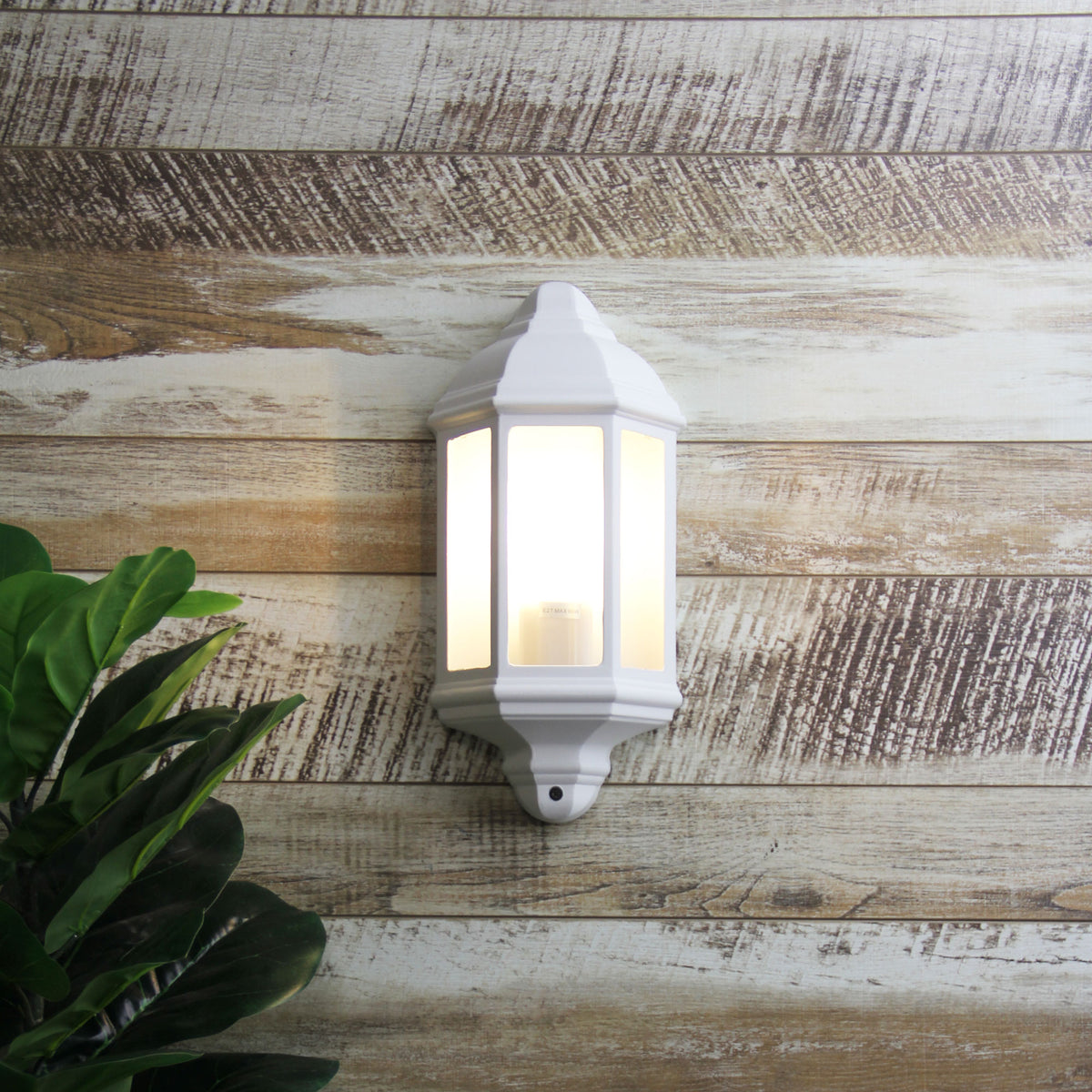 Fenchurch White E27 IP44 Traditional Outdoor Wall light