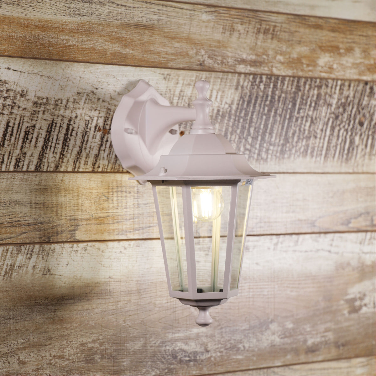 Ascot.Down White E27 IP44 Traditional Coach Light