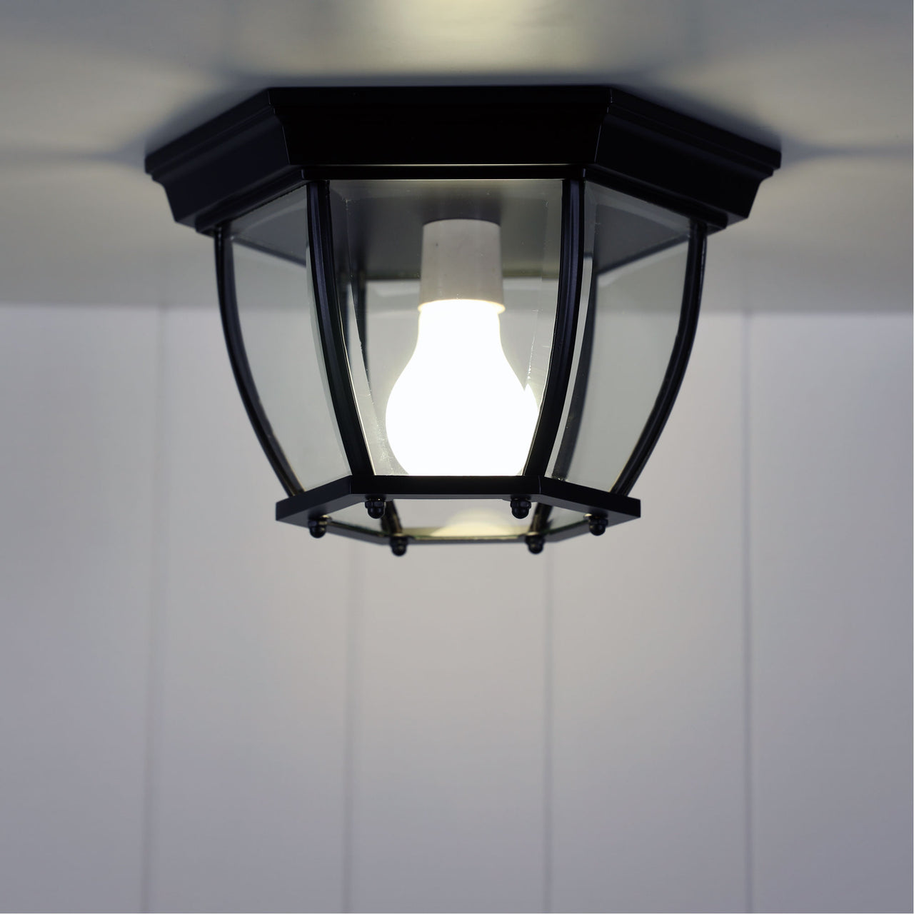 Highgate Black B22 IP20 Traditional Under Eave DIY