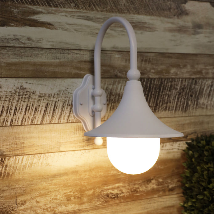 Moca White E27 IP44 Barn Style Wall Light