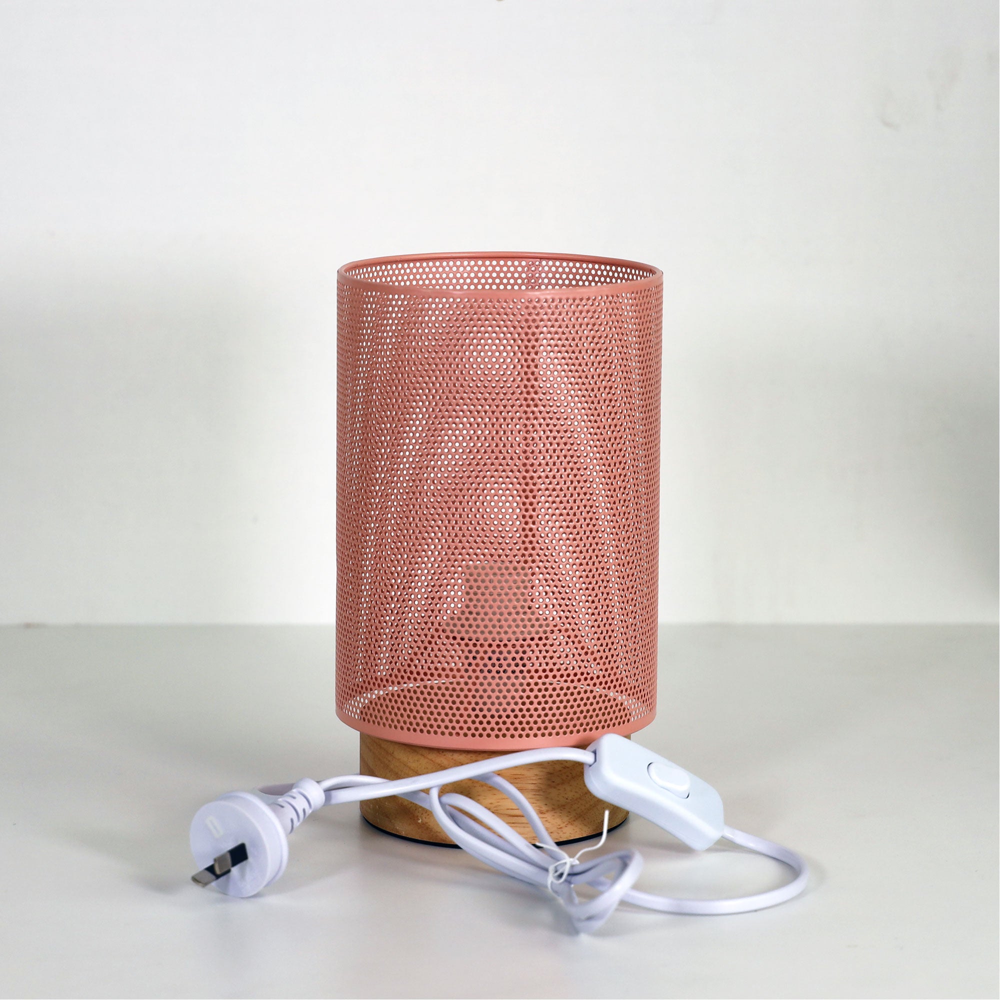 Lenny Matt Pink Metal Mesh Table Lamp