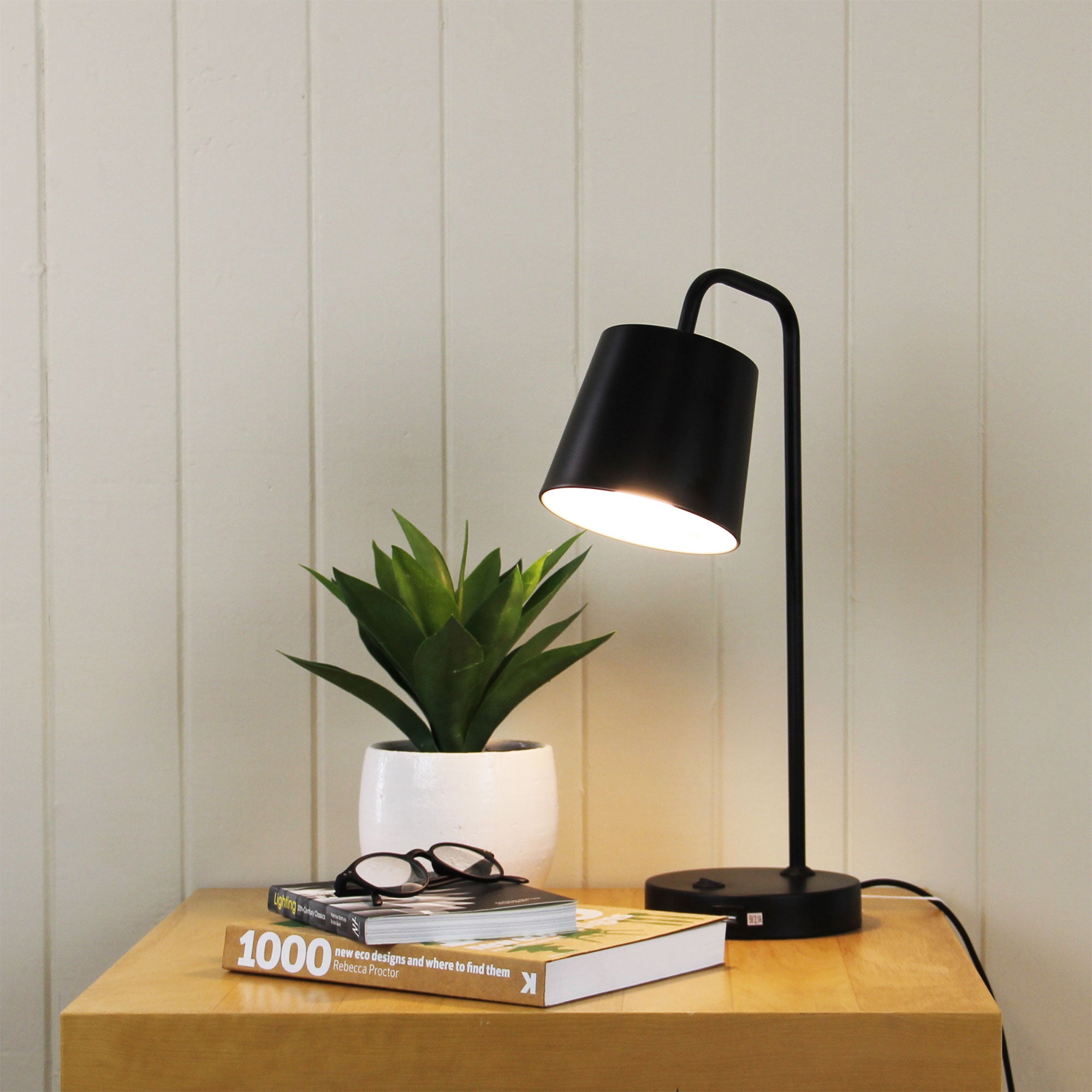 Henk Black Metal Desk Lamp With Usb Socket