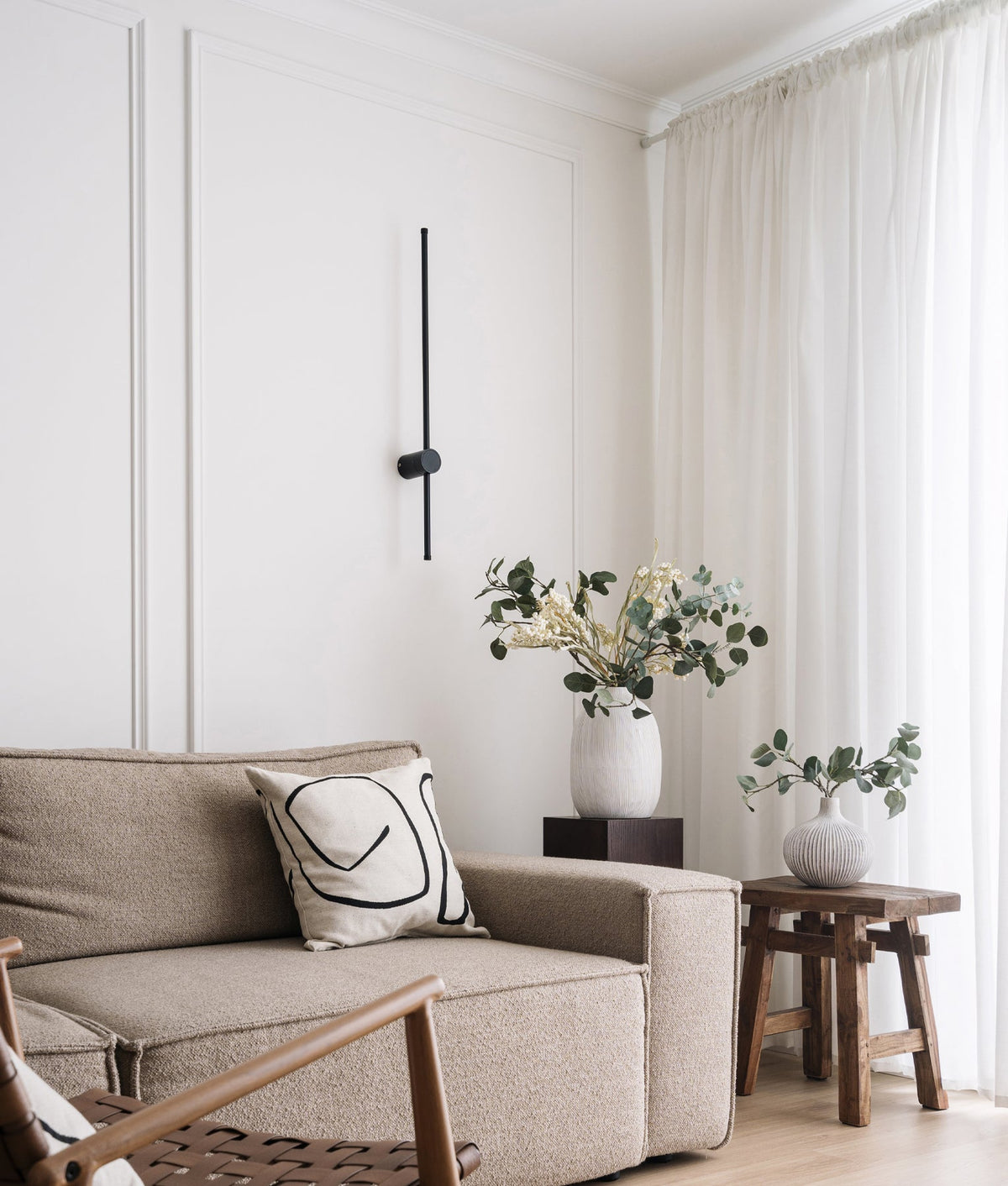 SABER: Interior Linear LED Dual-CCT Wall Lights