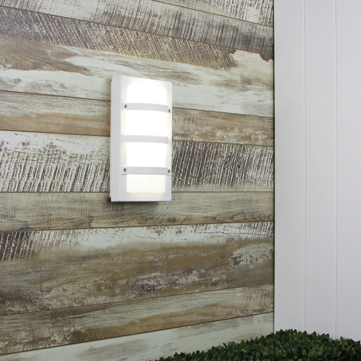 Trio White E27 IP65 Premium Outdoor Wall Light