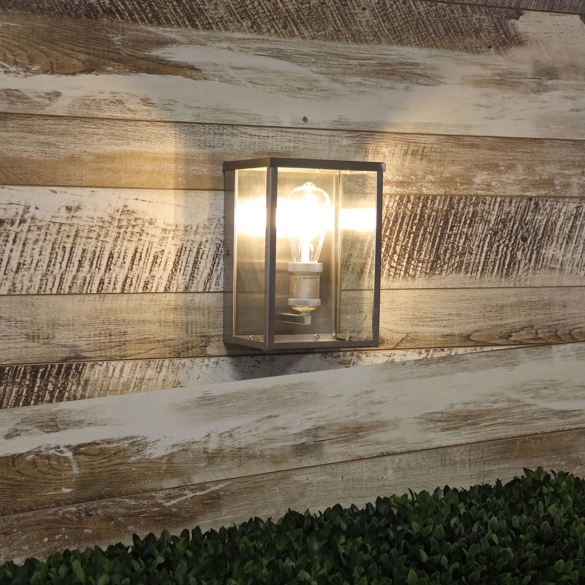 Oakland Brushed Chrome 1 Light IP44 E27 Hamptons Style Wall Light