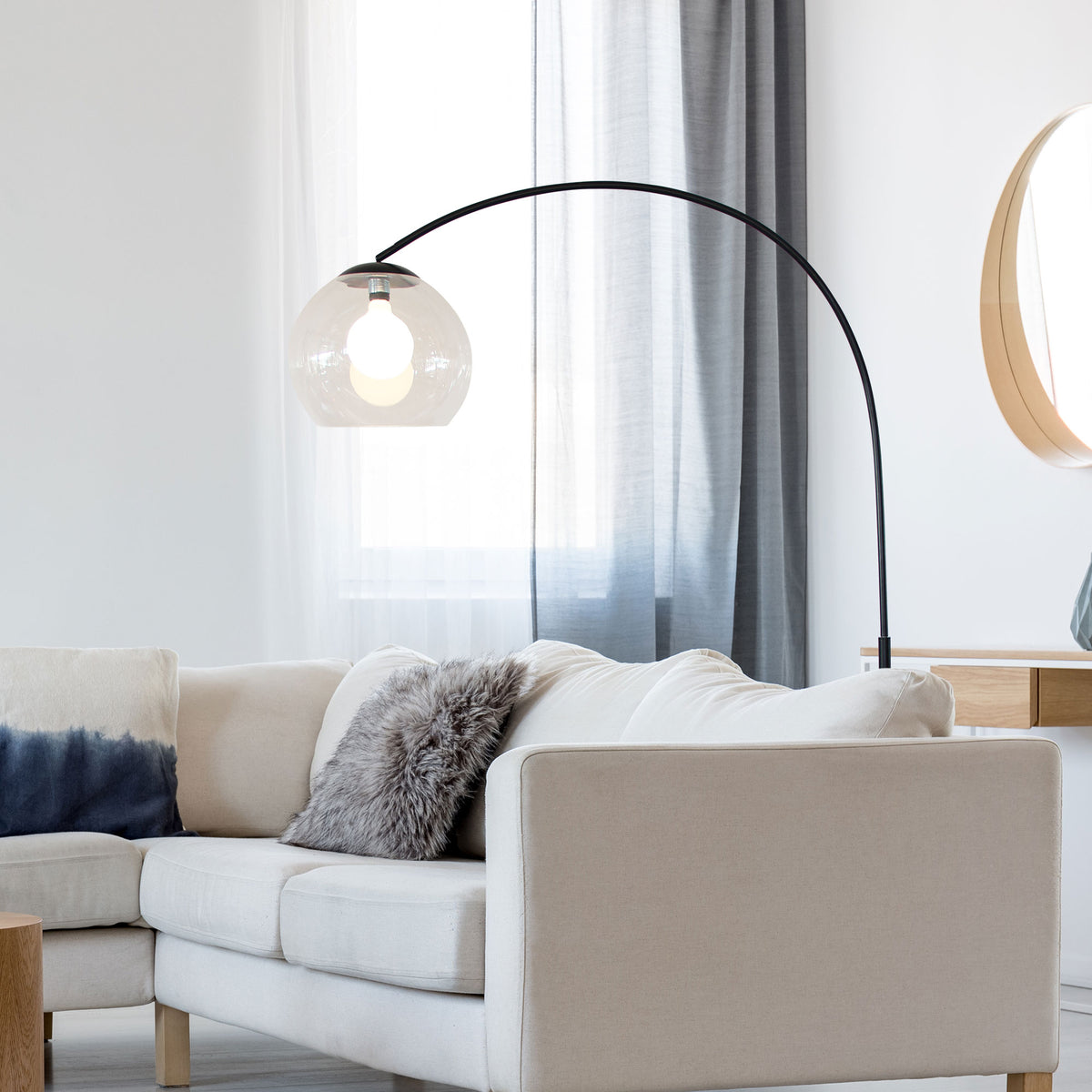 Over Black With Clear Acrylic Shade E27 Arc Floor Lamp