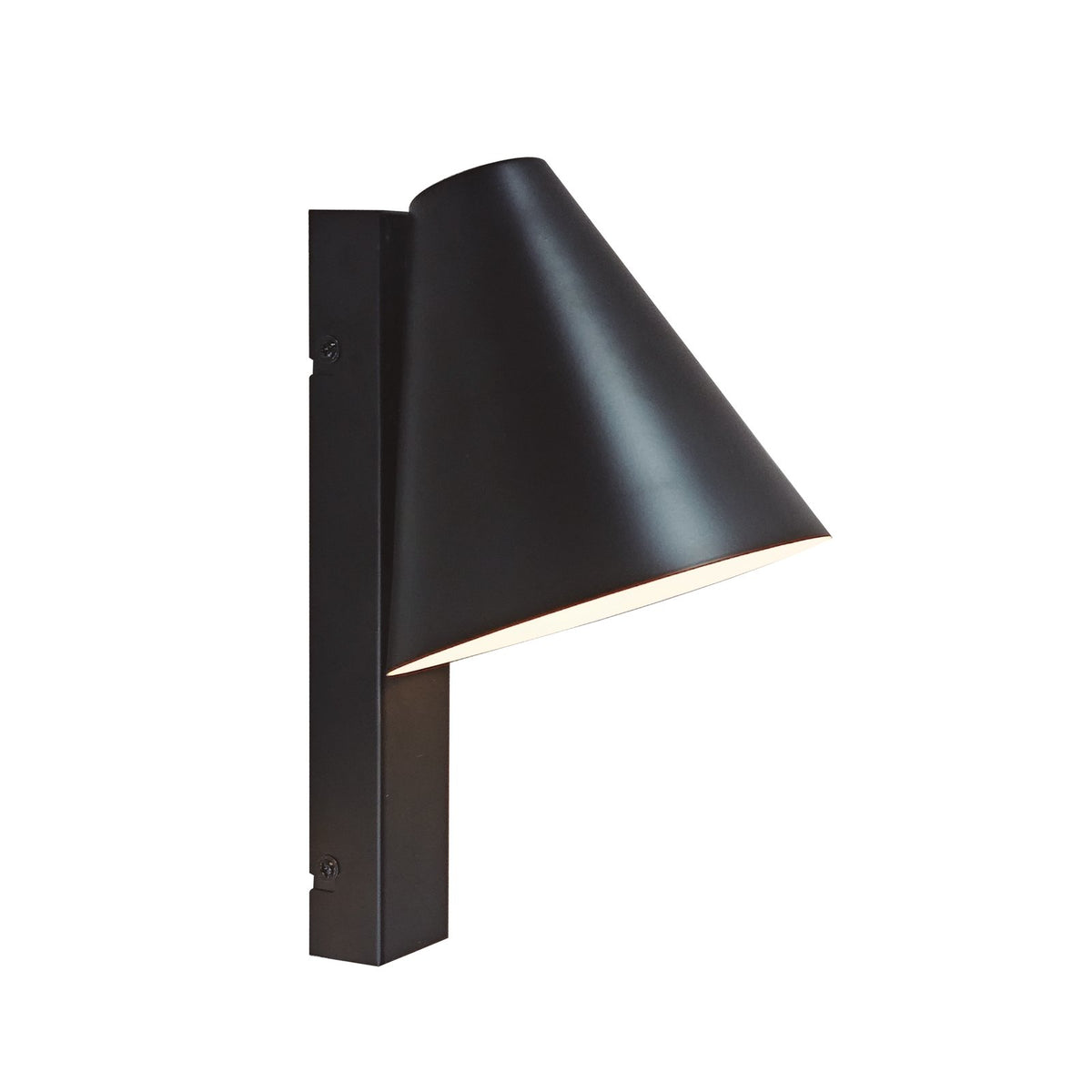 Wilmer Minimalist Wall Light
